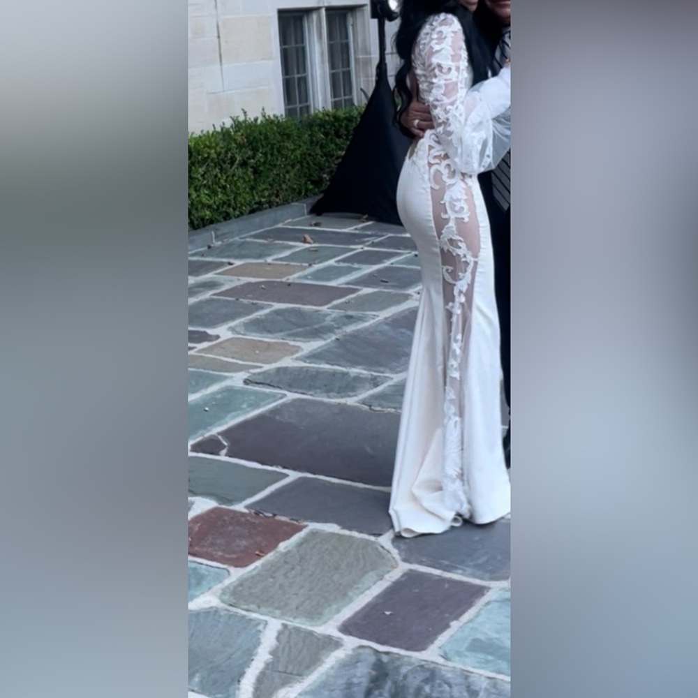 Galia Lahav Couture Silk & Lace Bridal Gown – Illusion Back – Size XS/S